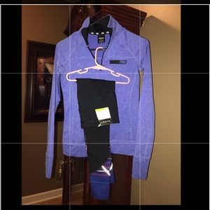 Pink Victoria’s Secret womens running xs j…